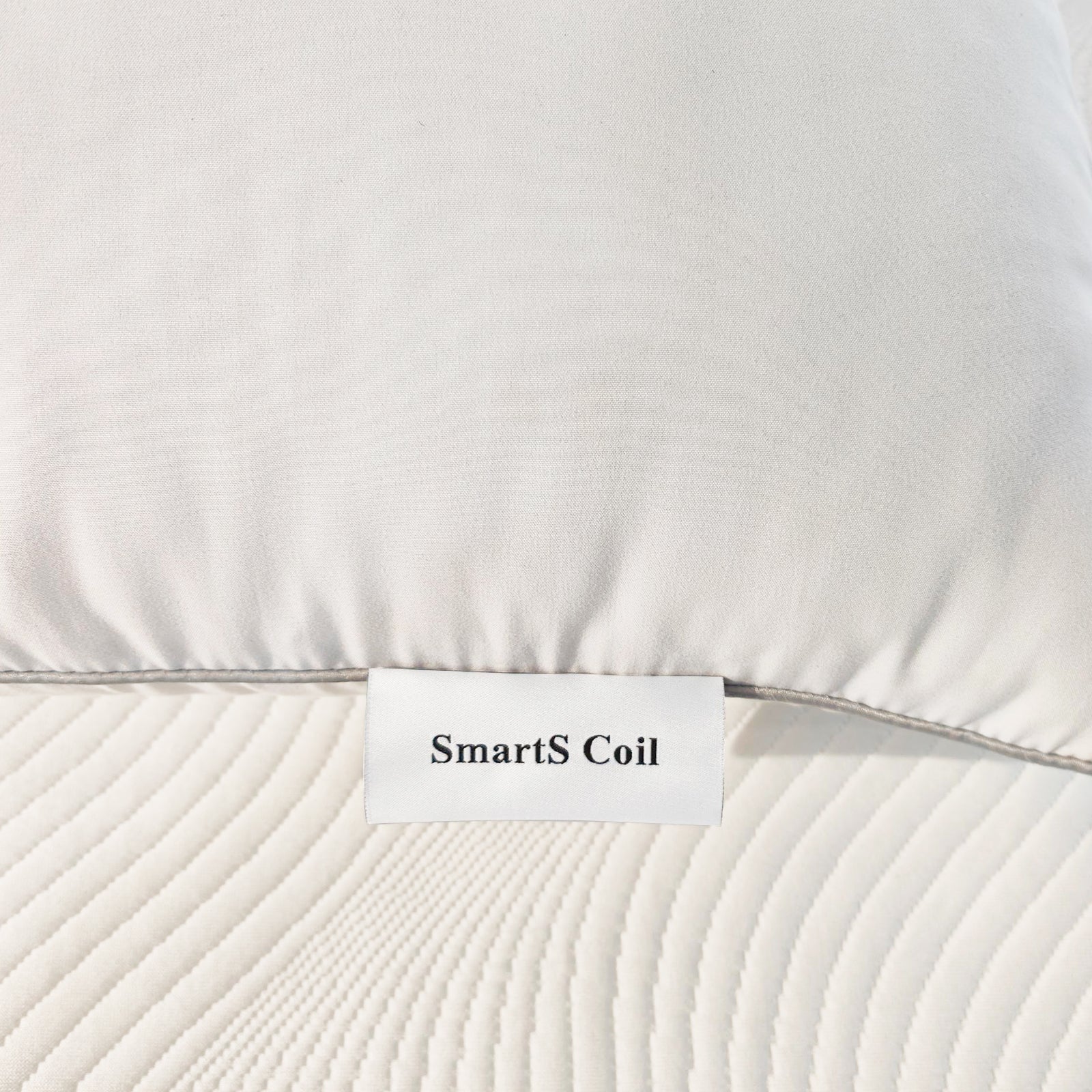 SmartS Coil Soft and cozy pillow